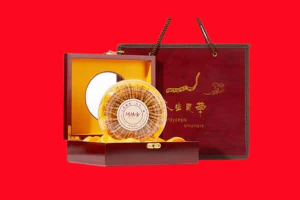 收购资讯:通辽科尔沁左翼后旗回收冬虫夏草是按克吗